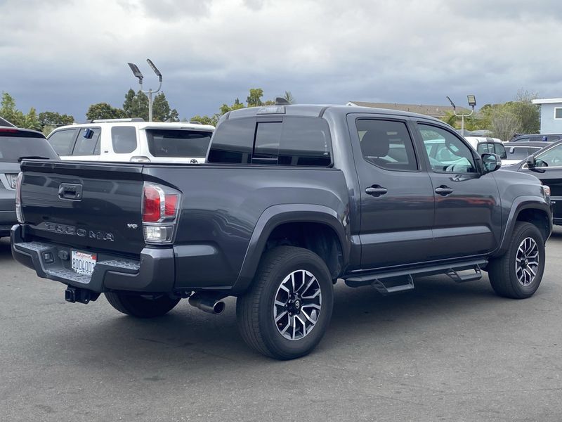 2021 Toyota Tacoma TRD SportImage 3