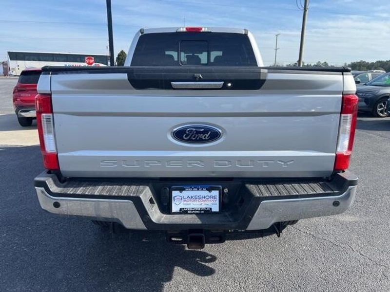 2017 Ford F-250 LariatImage 5