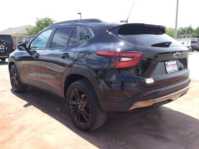 2024 Chevrolet Trax ActivImage 3