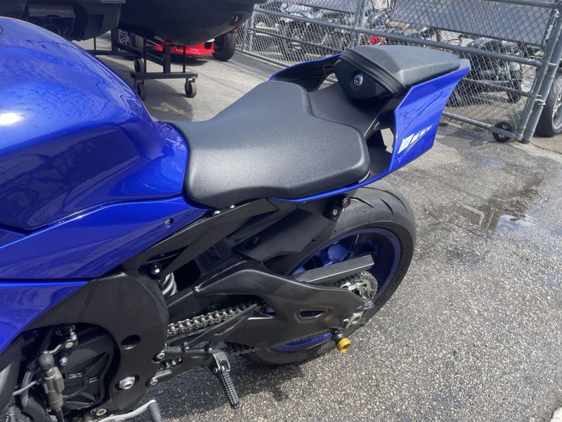 Used 2024 Yamaha YZF-R1 Image 19