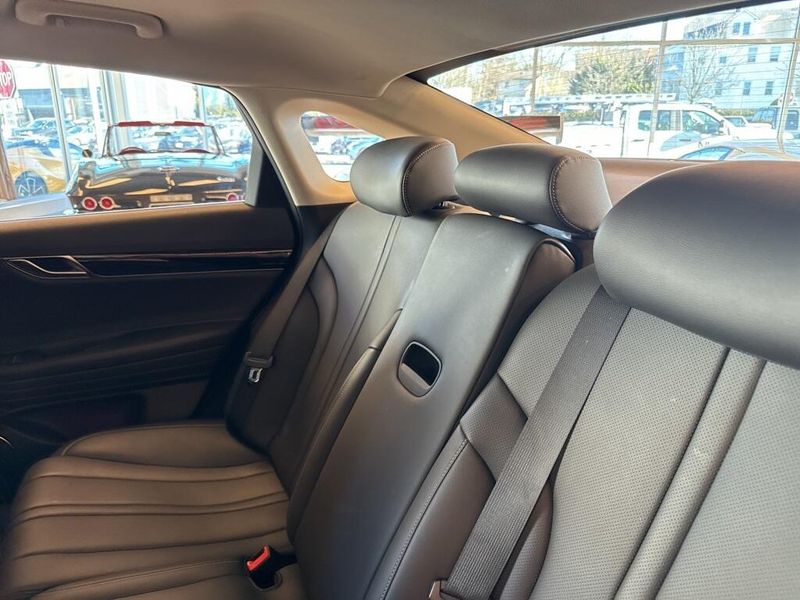 2023 Genesis G80 2.5T