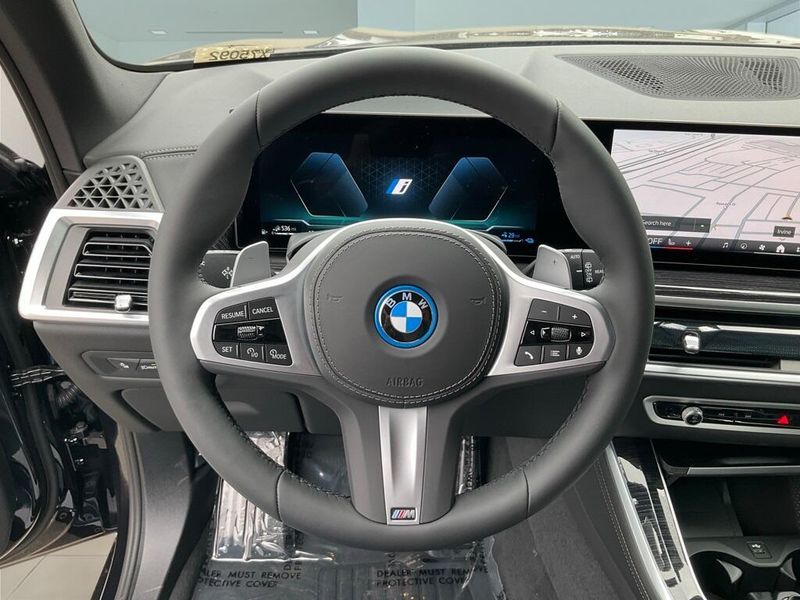 2025 BMW X5 xDrive50eImage 23