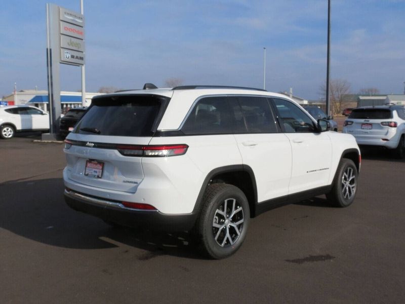 2024 Jeep Grand Cherokee Limited 4x4 in a Bright White Clear Coat exterior color and Taninterior. Militello Motors ​507-200-4344 militellomotors.net 