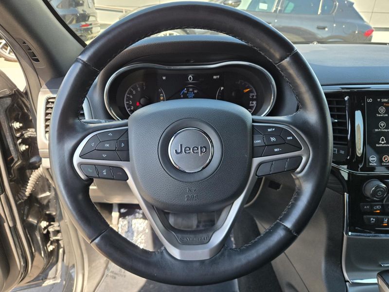 Used 2021 Jeep Grand Cherokee Laredo X 4x4