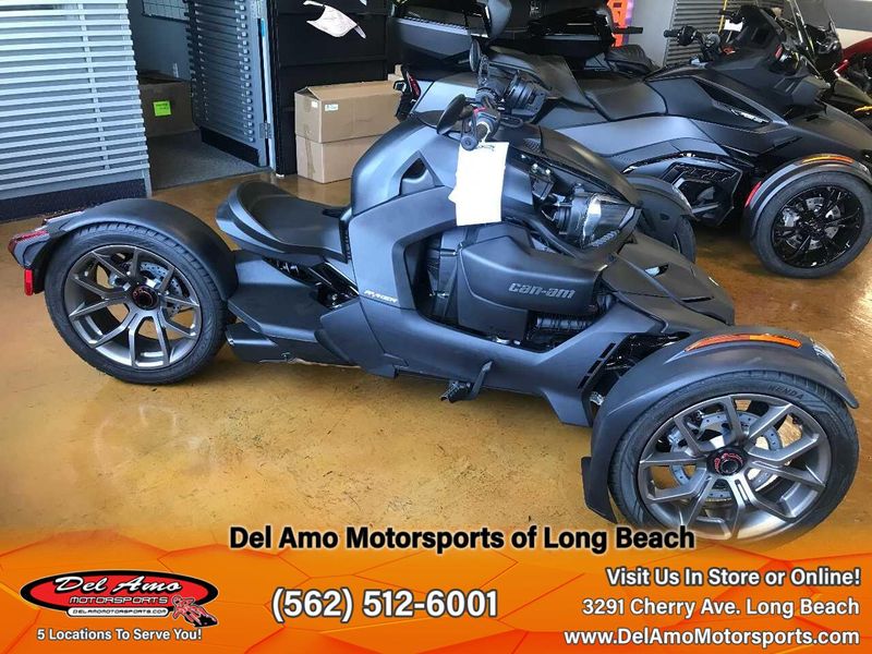 2023 Can-Am F1PC  in a CUSTOM/BLACK exterior color. Del Amo Motorsports of Long Beach (562) 362-3160 delamomotorsports.com 