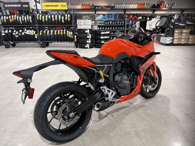 New 2026 Suzuki GSX-8R Image 17