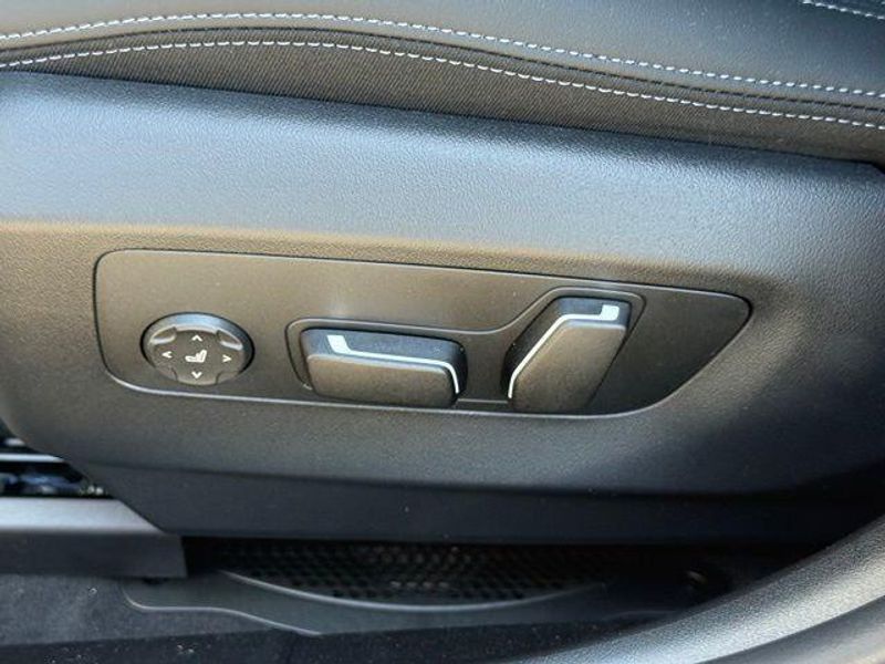 New 2026 BMW 5 Series 530iImage 18