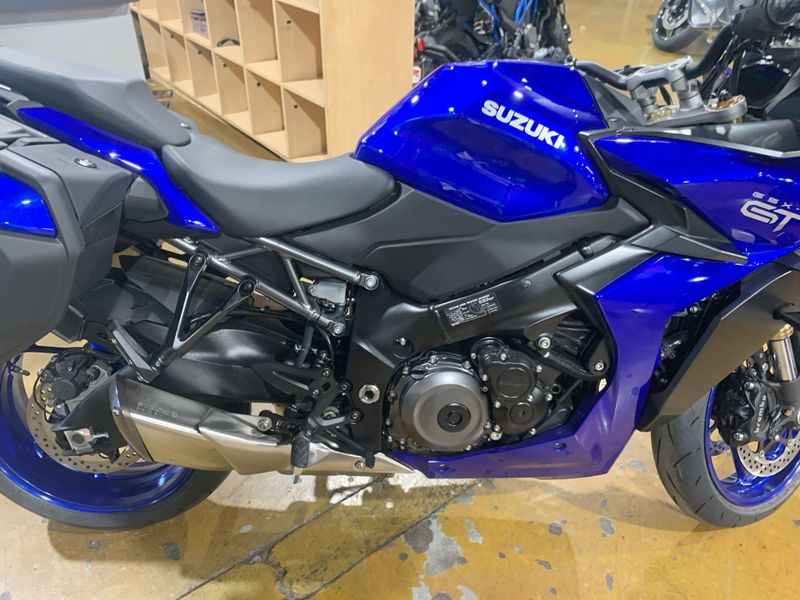 New 2025 Suzuki GSX-S1000GT+ Image 11