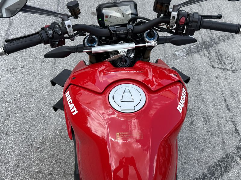 2022 Ducati Streetfighter V4 S