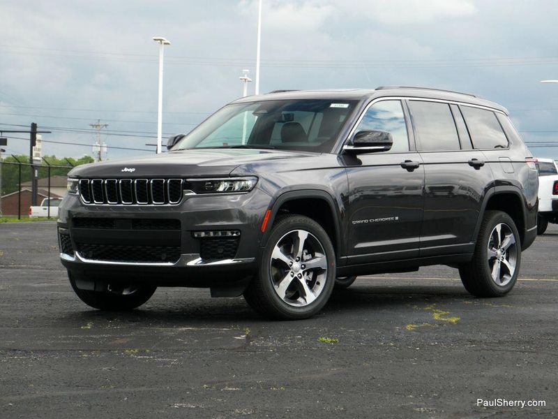2025 Jeep Grand Cherokee L Limited 4x4Image 7