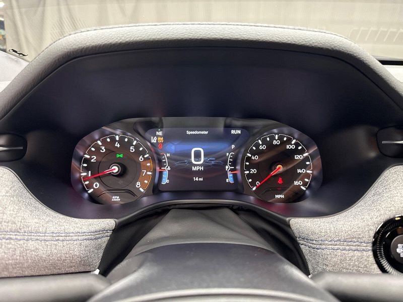New 2025 Jeep Compass Latitude 4x4Image 9