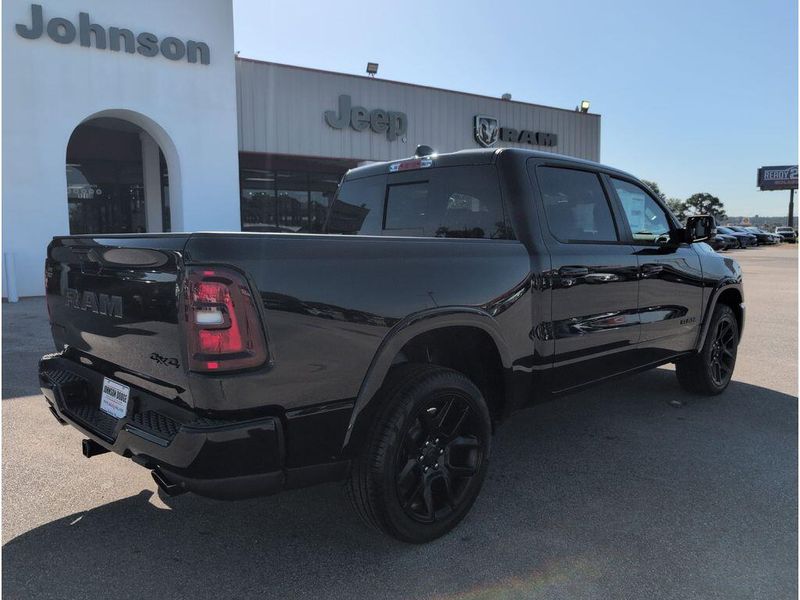 New 2025 RAM 1500 Laramie Crew Cab 4x4 5