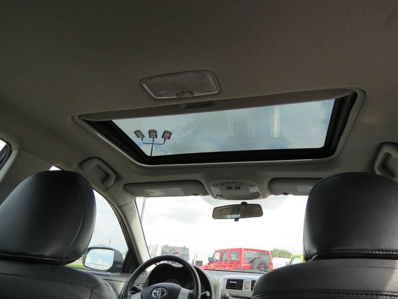 Used 2010 Toyota Corolla S 4dr Sedan 4AImage 11