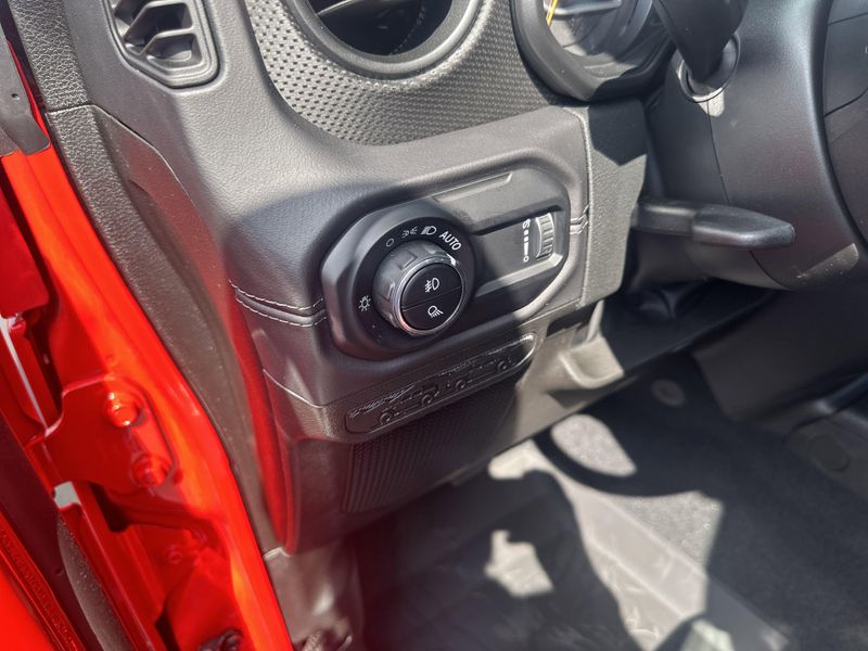 New 2025 Jeep Gladiator Rubicon 4x4Image 33