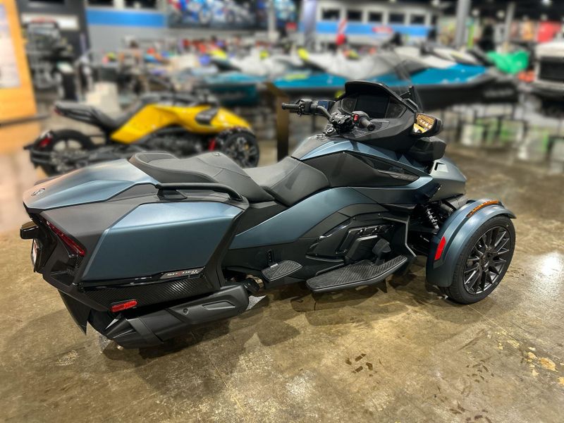 New 2026 Can-Am SPYDER RT (SE6) Image 12