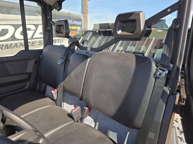 New 2027 Can-Am DEFENDER DPS CAB HD9 Image 12