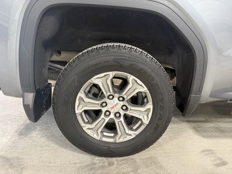 Used 2022 GMC Sierra 1500 Limited SLEImage 7