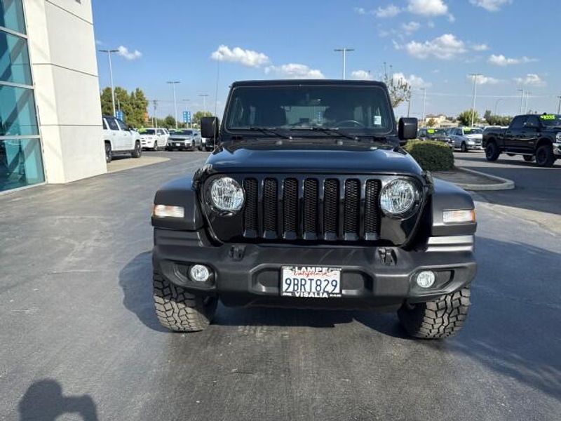 2022 Jeep Wrangler Unlimited Sport S photo 3
