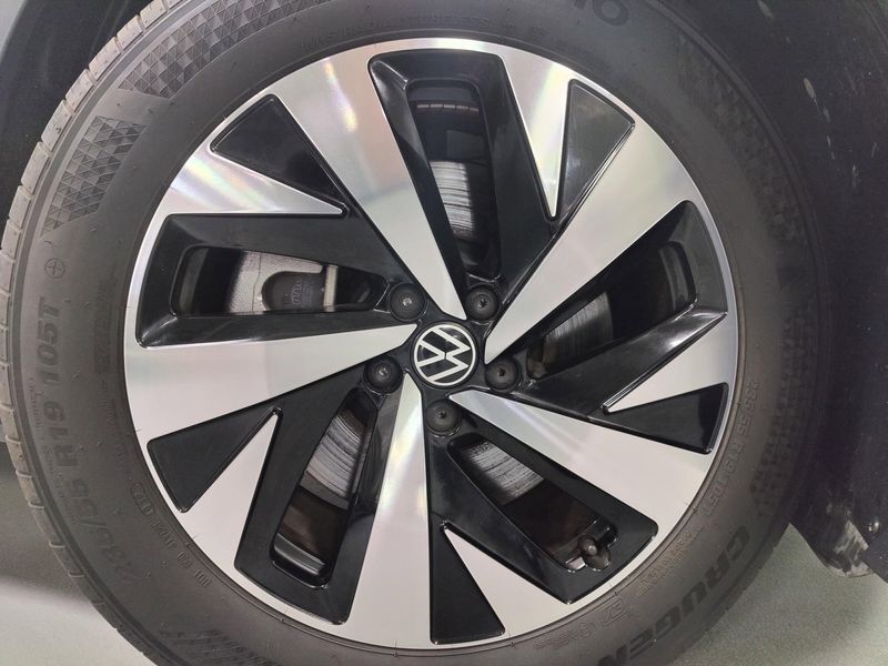 2023 Volkswagen ID.4 62kW All ElectricImage 18
