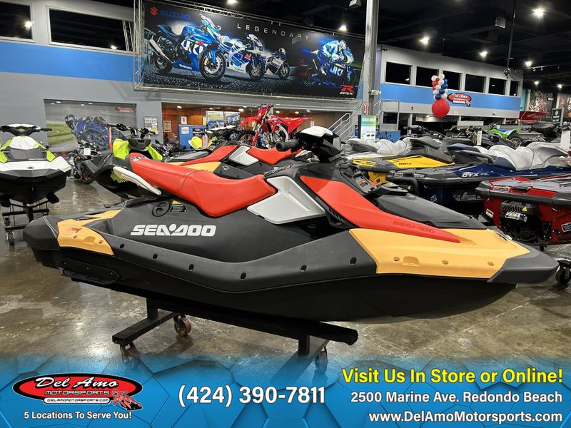 2024 Sea-Doo SPARK FOR 3 (SOUND SYSTEM) Image 5