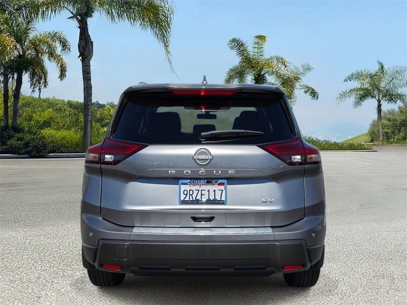 Used 2024 Nissan Rogue SV