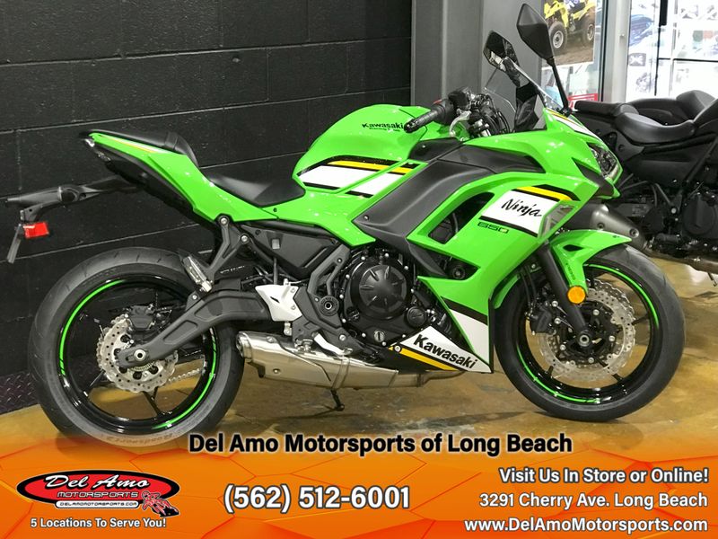 2025 Kawasaki NINJA 650 KRT EDITION ABSImage 12