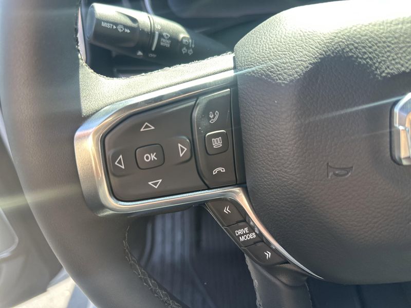 2025 RAM 1500 Laramie Crew Cab 4x4 5