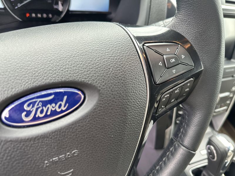 Used 2019 Ford Explorer LimitedImage 24