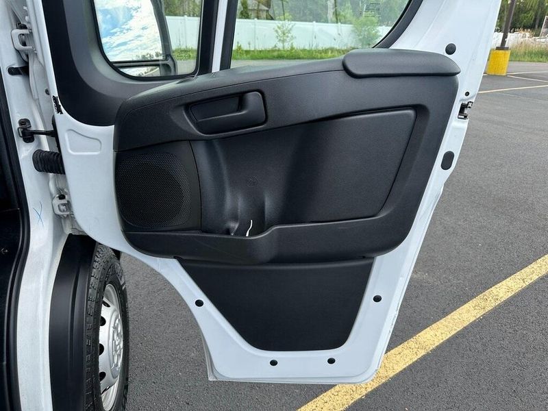 2023 RAM ProMaster 2500 High RoofImage 22