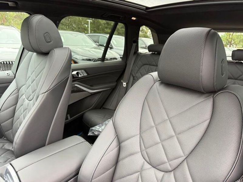 New 2026 BMW X5 sDrive40iImage 19