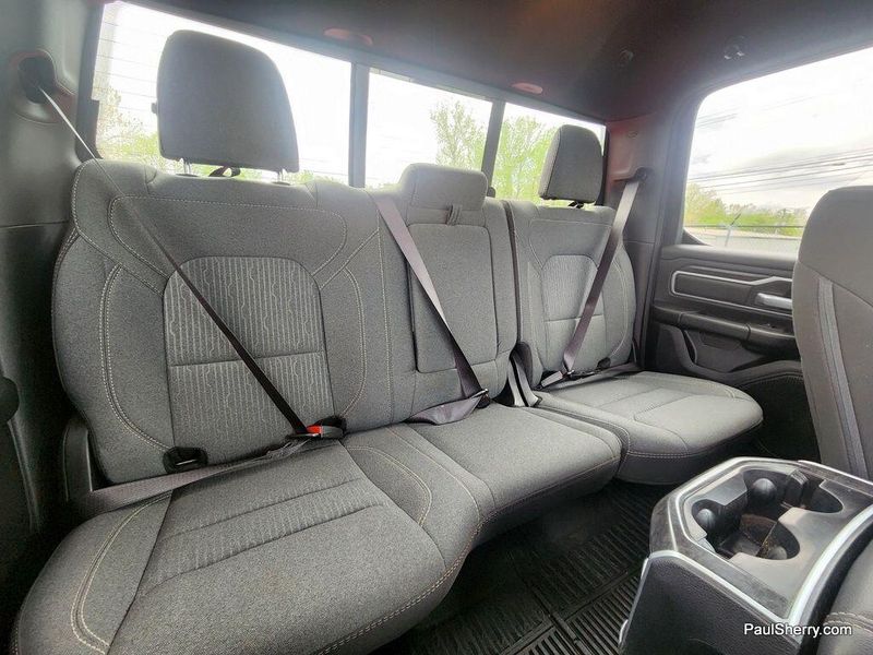 2021 RAM 1500 Big Horn NightImage 3