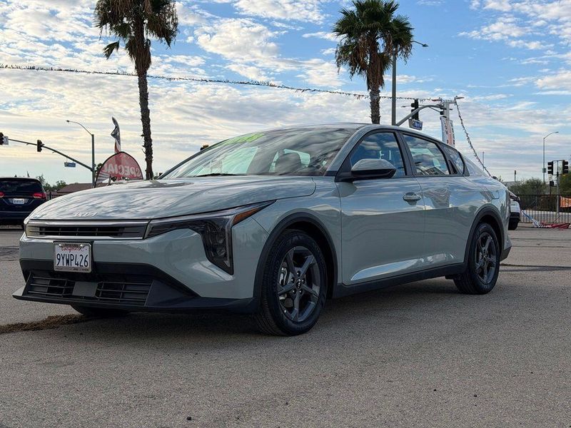 Used 2026 Kia K4 LXSImage 3