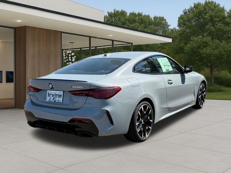 New 2026 BMW 4 Series M440iImage 8