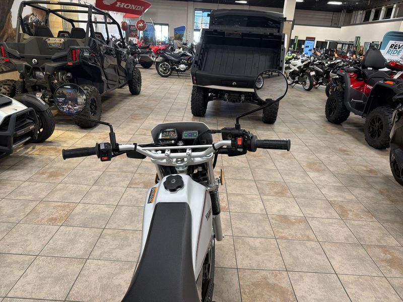 New 2027 Yamaha TW200 Image 25