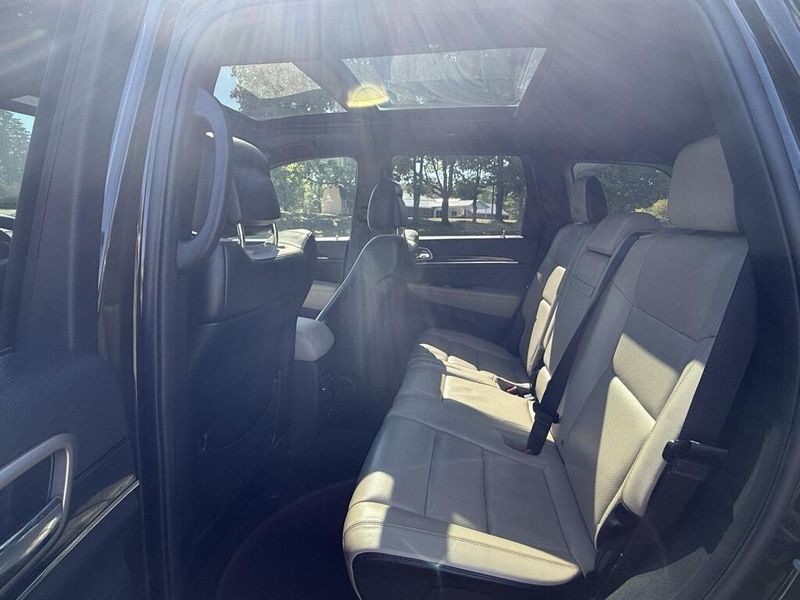 2016 Jeep Grand Cherokee Limited photo 10