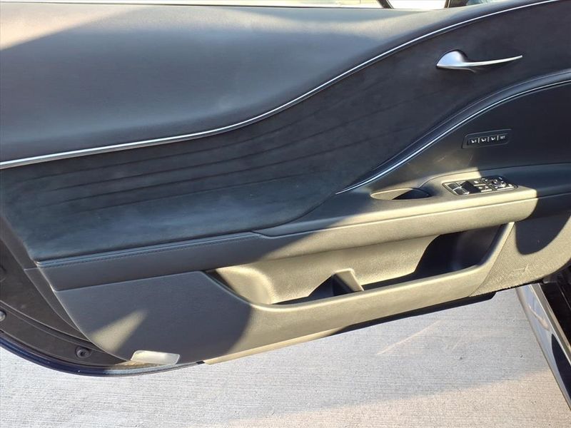 Used 2018 Lexus LC 500 500Image 19