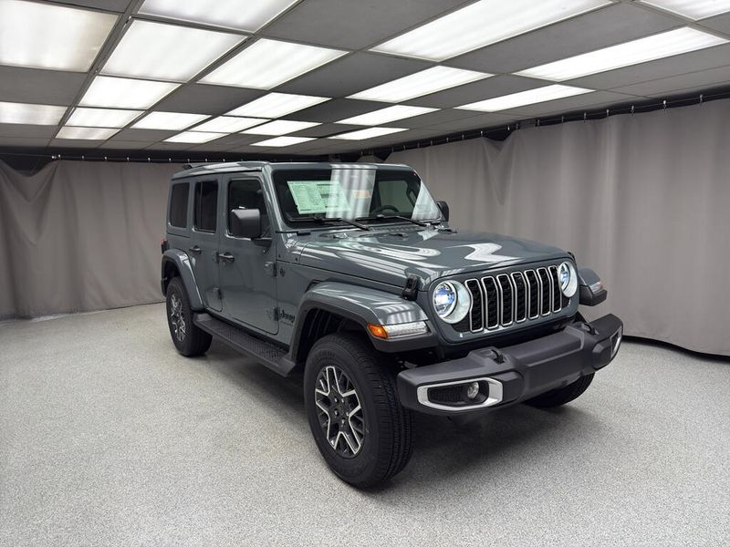 2026 Jeep Wrangler Unlimited Sahara photo 2