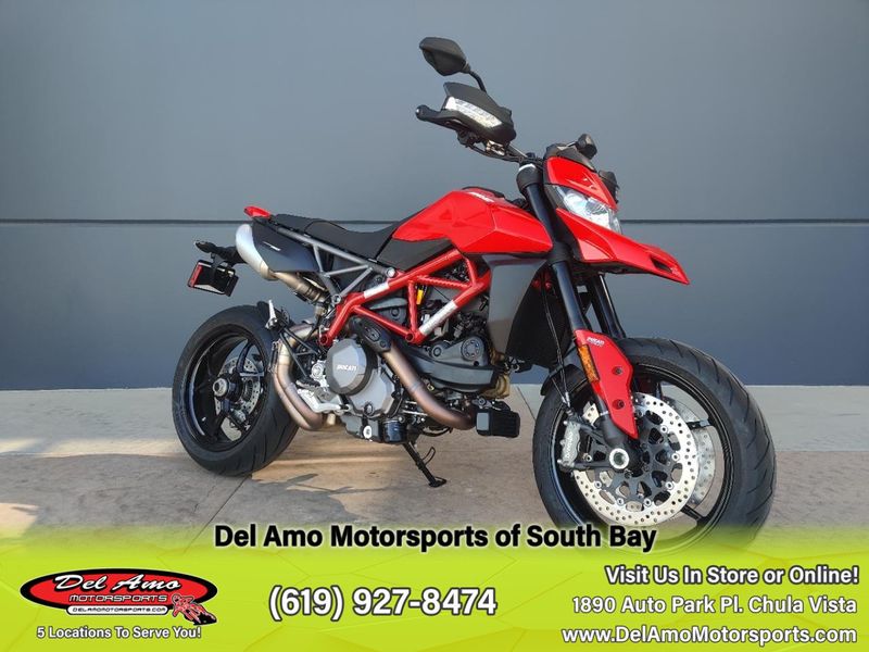 2023 Ducati HYPERMOTARD 950 SP  in a LIVERY exterior color. Del Amo Motorsports of South Bay (619) 547-1937 delamomotorsports.com 