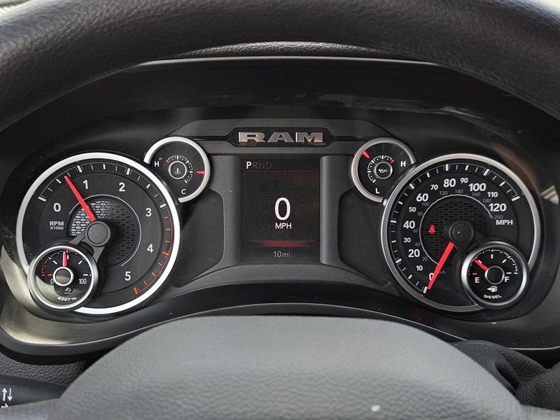 2025 RAM 2500 Tradesman Crew Cab 4x4 6