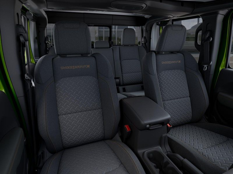 New 2025 Jeep Gladiator Mojave 4x4Image 25