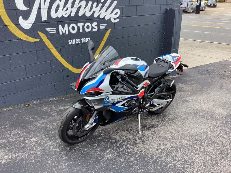 2022 BMW M 1000 RR 