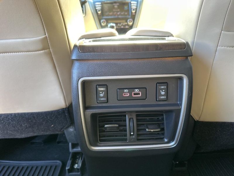 Used 2023 Nissan Murano PlatinumImage 23