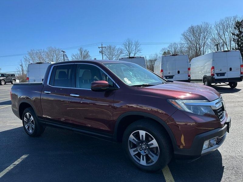 2018 Honda Ridgeline RTL-EImage 1
