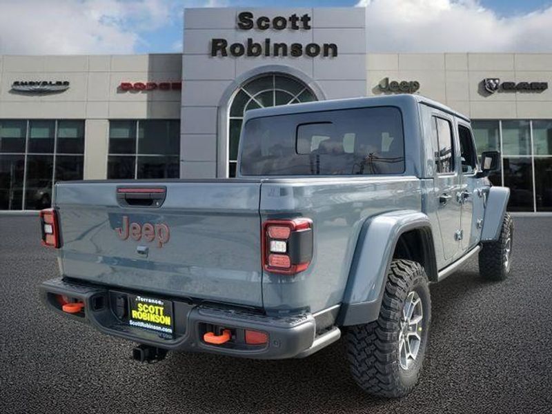 New 2026 Jeep Gladiator Mojave 4x4