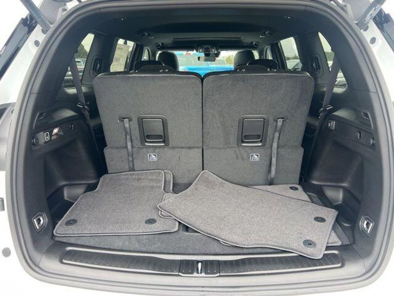 2025 Jeep Grand Cherokee L Altitude X 4x4