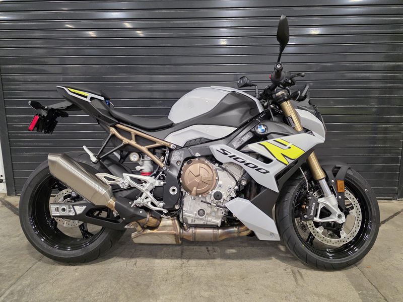 2022 S 1000 R