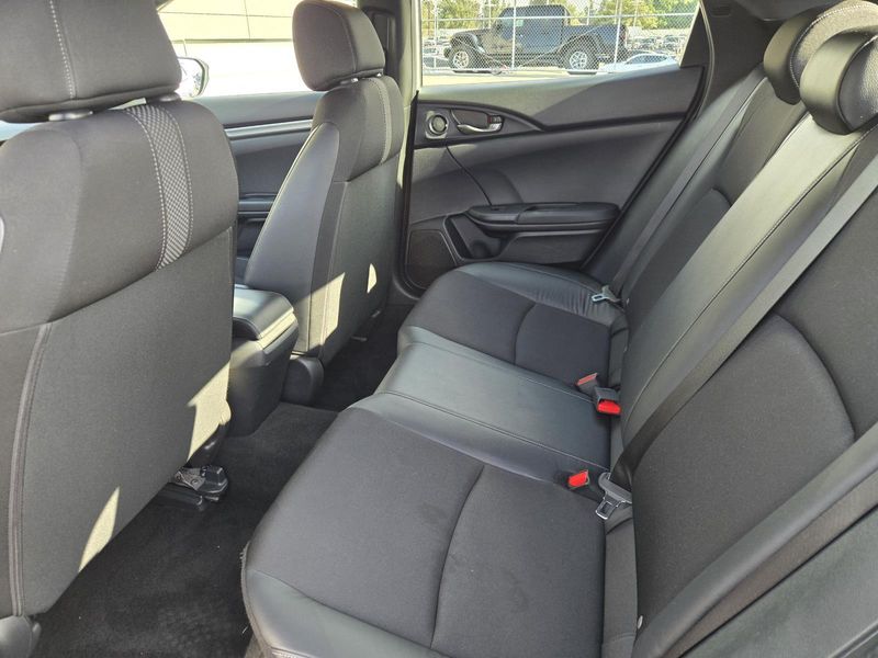 2021 Honda Civic Sport photo 22