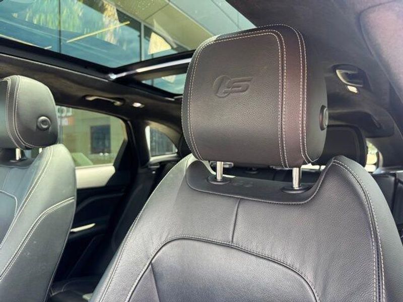 2019 Jaguar F-PACE S