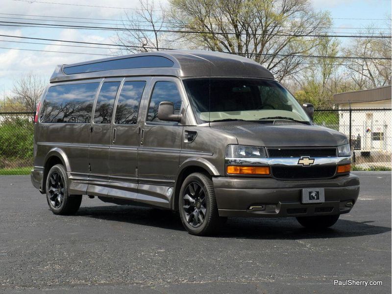 2023 Chevrolet Express Image 11