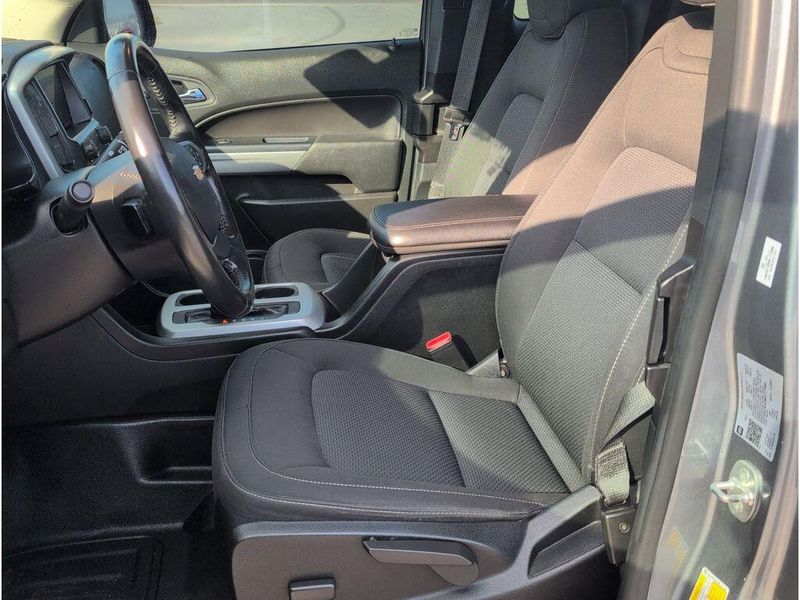 2021 Chevrolet Colorado 2WD LTImage 11